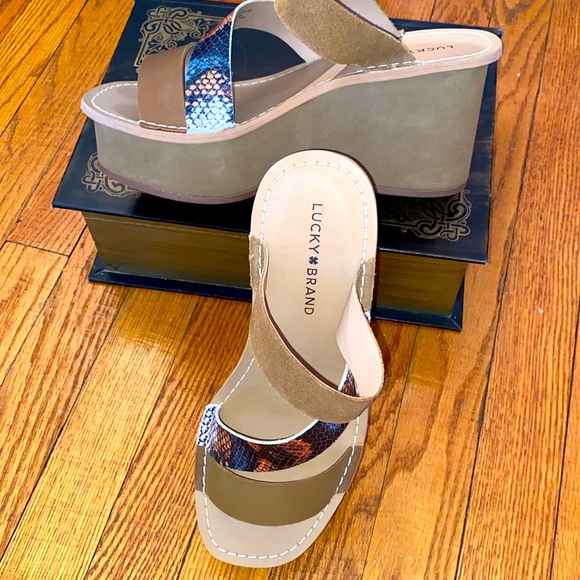 Lucky brand 8 1/2 10 leather upper platform sandal - Picture 3 of 5